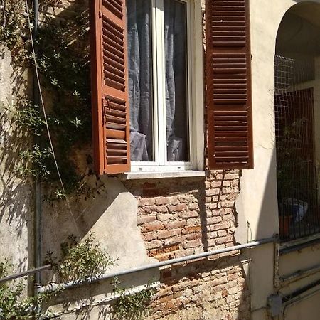 T Rooms 2 - Appartamento Aurelio Casale Monferrato Kültér fotó